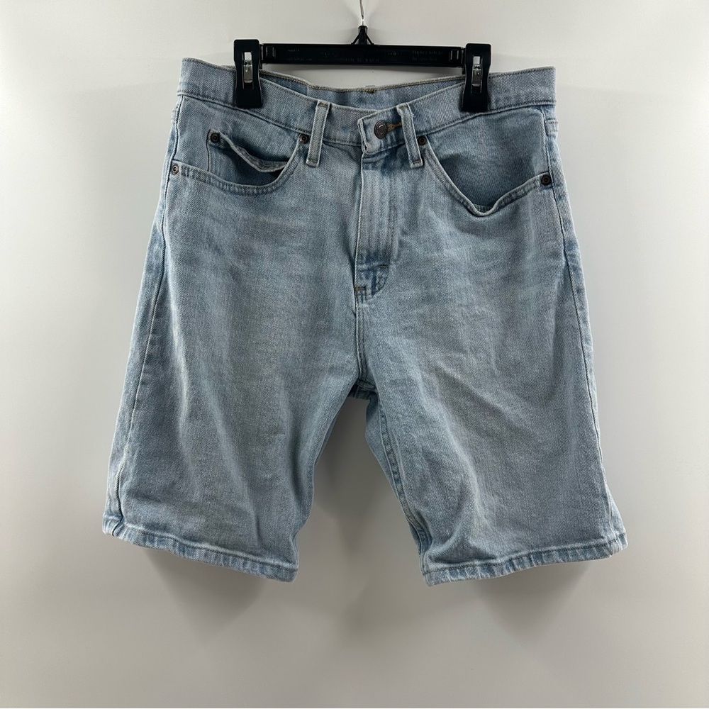 Wrangler Light Wash Denim Jean Shorts Men’s Size 30 Zipper Fly